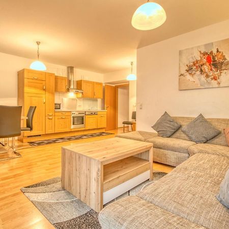 Zeller City Apt Aydin - By Alpen Apartments Целль-ам-Зе Экстерьер фото