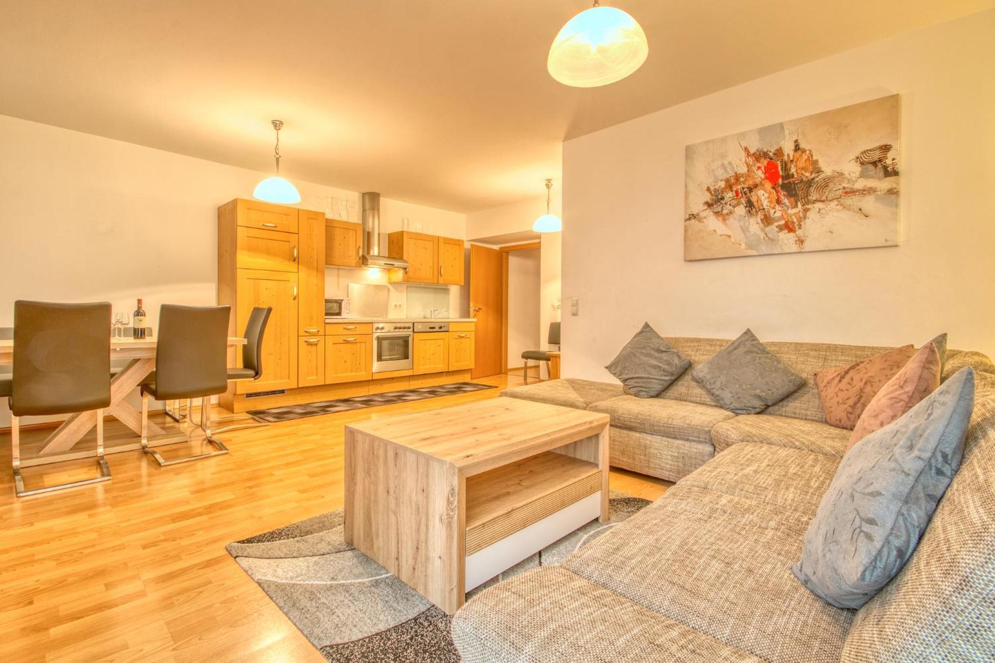 Zeller City Apt Aydin - By Alpen Apartments Целль-ам-Зе Экстерьер фото