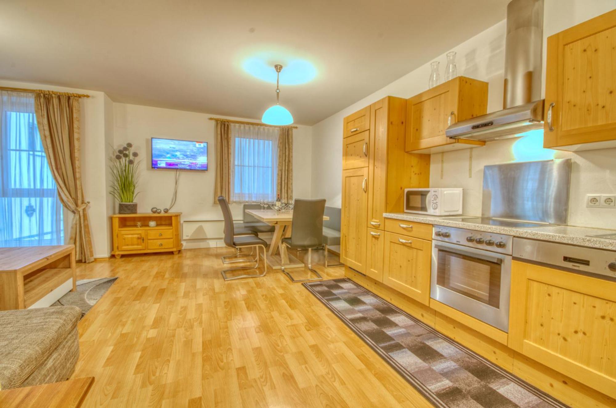 Zeller City Apt Aydin - By Alpen Apartments Целль-ам-Зе Экстерьер фото